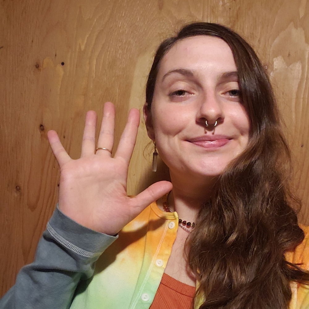 Meet your Posher, Claire